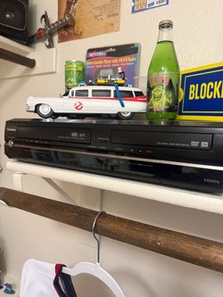 Vintage Toshiba dvd/vcr combo recorder