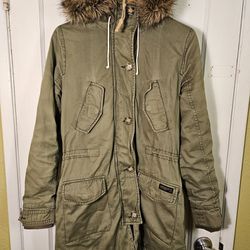 Abercrombie & Fitch Women's Faux Fur Sherpa Lined Hooded Parka Jacket Size Small