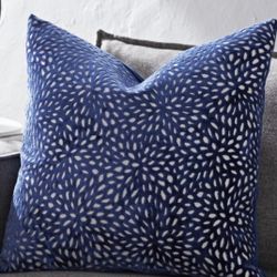 4 Casa Home Decor Pillows 
