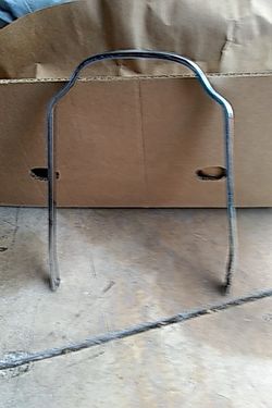 Sissy bar