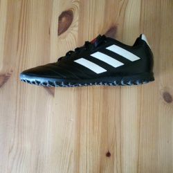 Adidas Shoes size 4