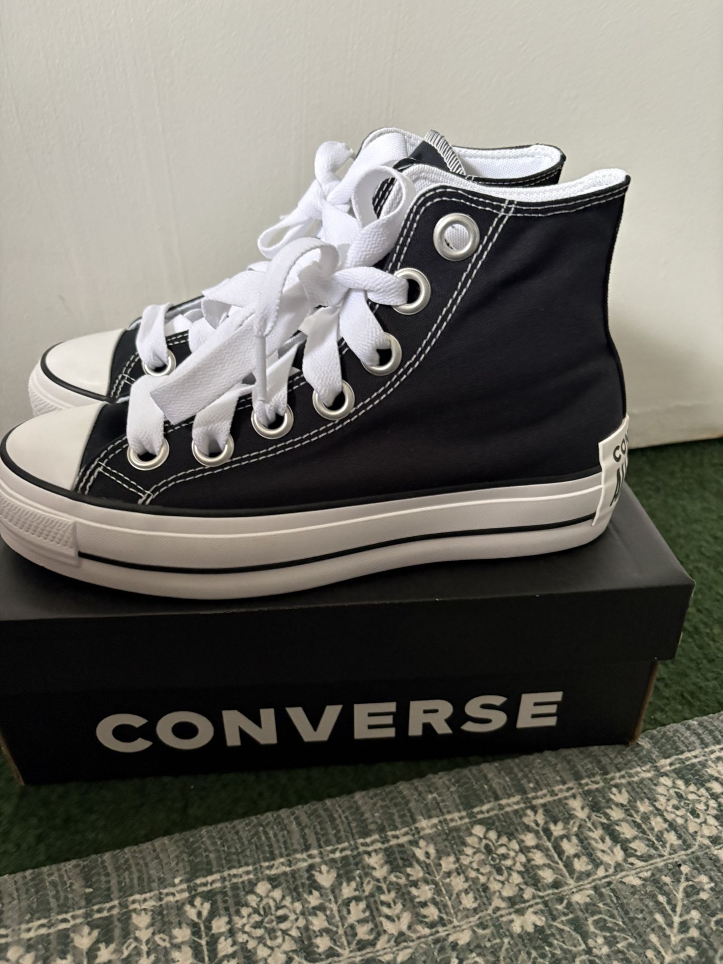 Women’s Platform Converse