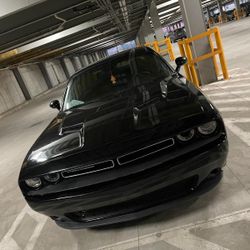 2016 Dodge Challenger SXT