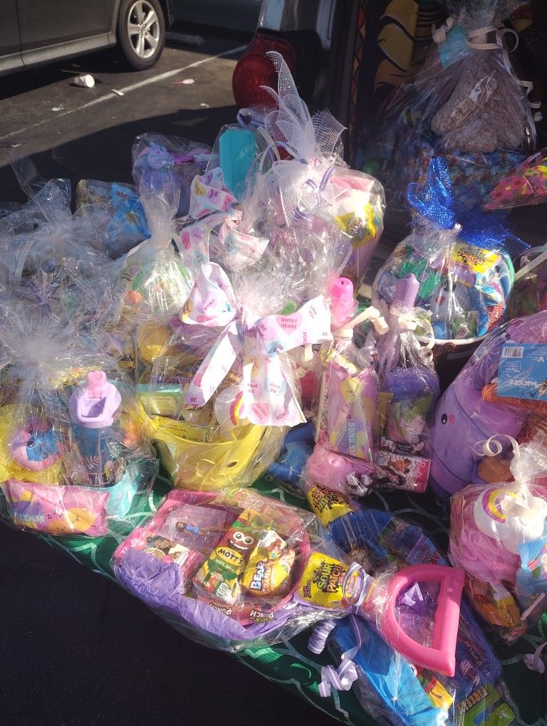 Mother's Day baskets Booking now Open 💝💞💖💝🎉🎉