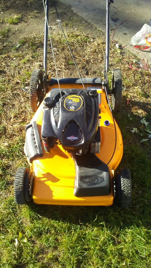 Poulan push mower runs great for Sale in New Carlisle, OH - OfferUp