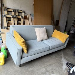 Room And Board Couch-FREE DELIVERY 🚚 