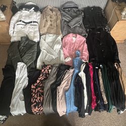 Women’s Clothes Lot 37 Pieces Medium