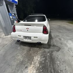 2001 Chevrolet Monte Carlo