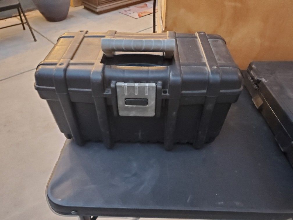 husky tool box