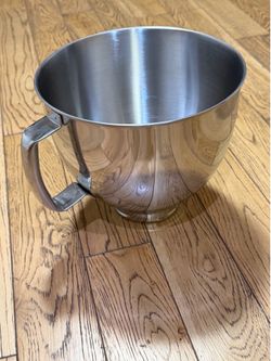 5-Qt. Tilt-Head Polished Stainless Steel Bowl with Comfortable Handle