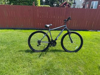 Roadmaster Mountain Bike 18 speed