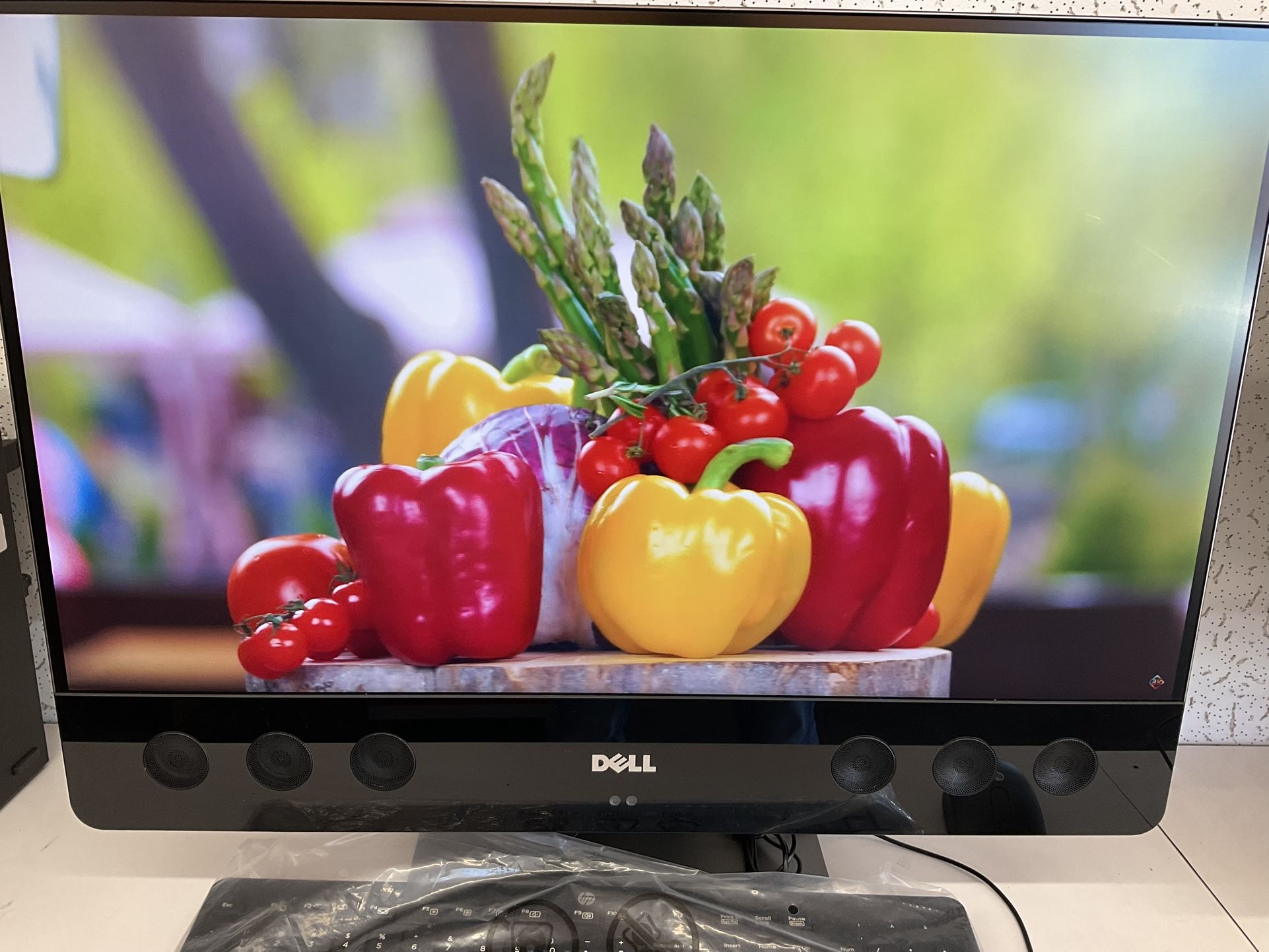 DELL Precision 5720 AIO 27” Intel Xeon CPU E3-1245 v6 @ 3.70GHz 32GB RAM 512GB win11 pro workstation