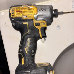 Dewalt Impact Screwdriver 