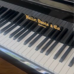 Piano Hallet Davis