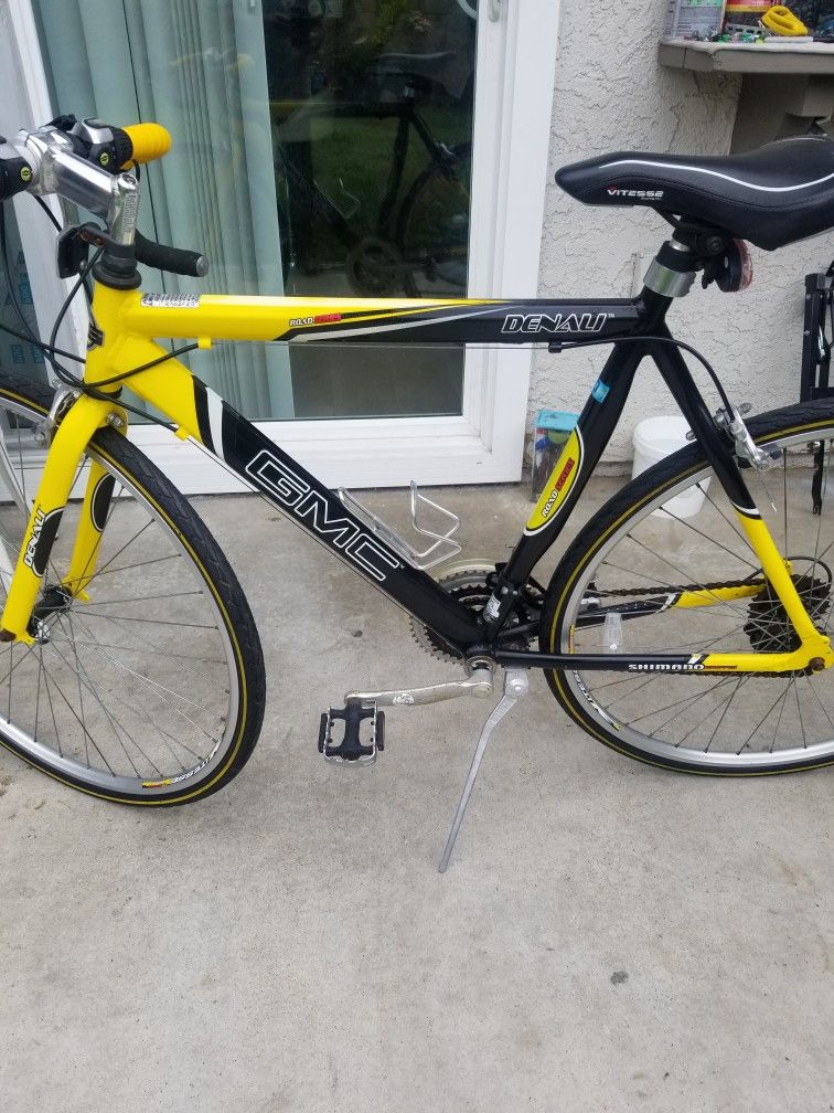 Bicicleta GMC Denali 700C