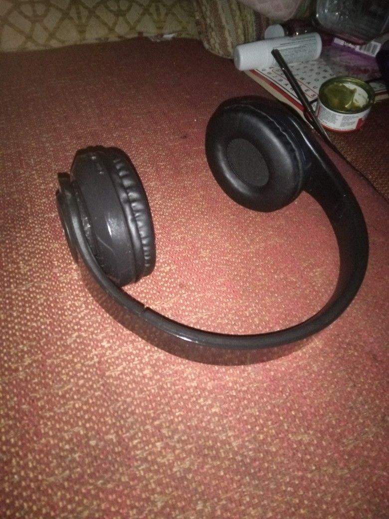 Bluetooth Headphones 