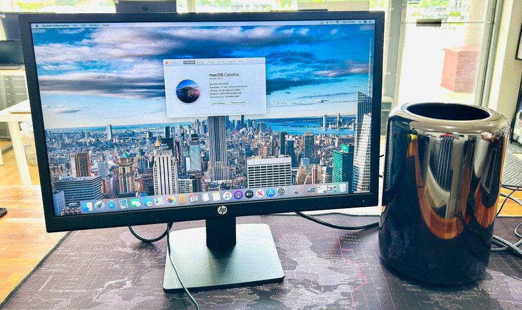Apple Mac Pro Late 2013 Trash Can Intel Xeon 2.7Ghz 12-Core 64GB Ram 1TB AMD FirePro D700 12GB VRAM Graphics