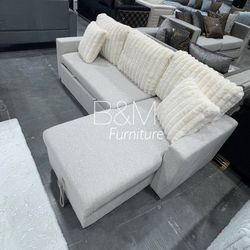 NEW In BOX 📦 Small Sectional Bed. 
