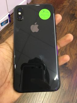 iPhone X 64GB Factory Unlocked Excellent Condition With Free Charger And 30 Days Warranty