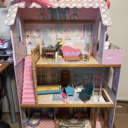 Large Doll House With Assessories