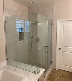 Frameless shower doors