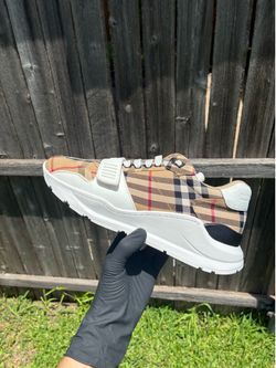Burberry sneaker
