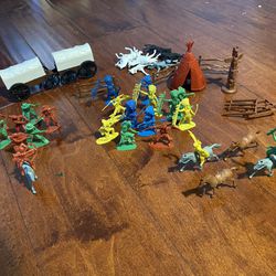 VTG ViiKONDO Army Playset Indians and Cowboys Troop Toys w/Accessories 45 piece
