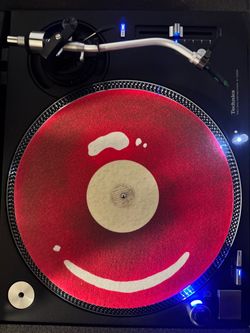 Almost NEW Technics SL1210 GR Black