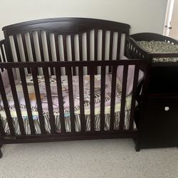 Crib With Changing Table