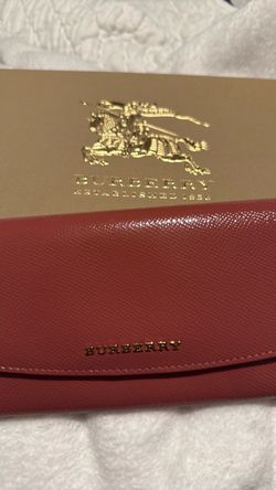 Burberry/Gucci
