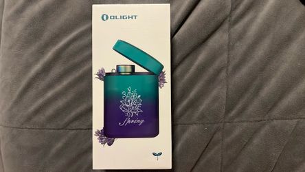 Olight Baton 3 Spring edition