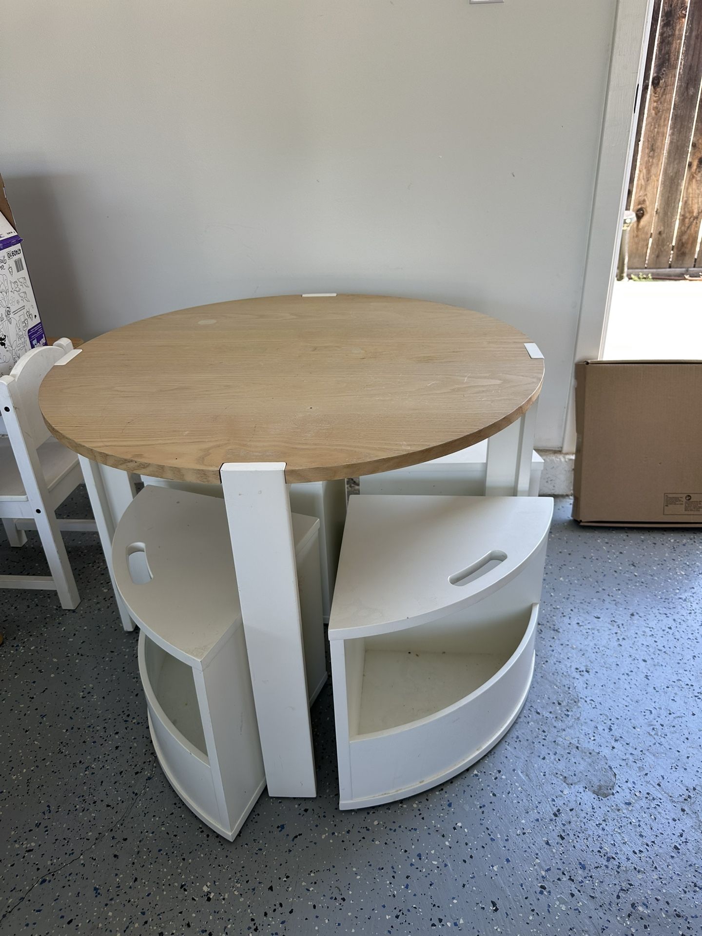 Childrens Table