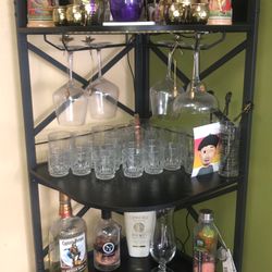 Corner bar