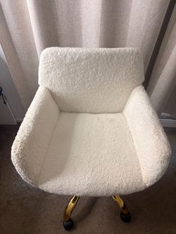 Vanity chair