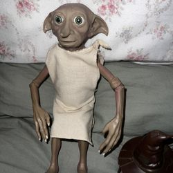 Universal Studios Wizarding World Harry Potter Dobby Sound and Movement Figure