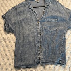 Button Up Woman Size Medium 