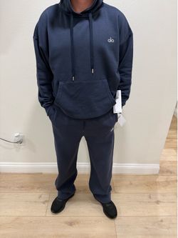 ALO SETS 💙💲💲😮‍💨 Cheaper than in the store!! 💲💲