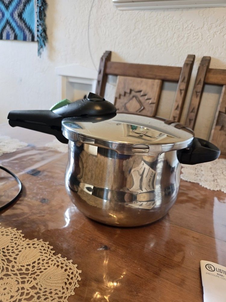 Rapid Express Pressure Cooker