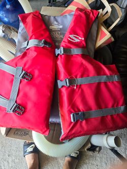 Stearns adult life vest