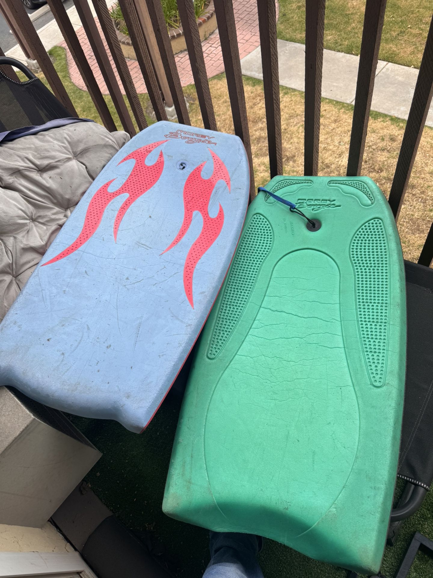 2 Boogie Boards