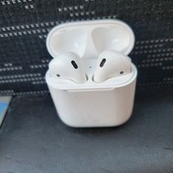 🖤 FIRST GEN AIR PODS 🖤