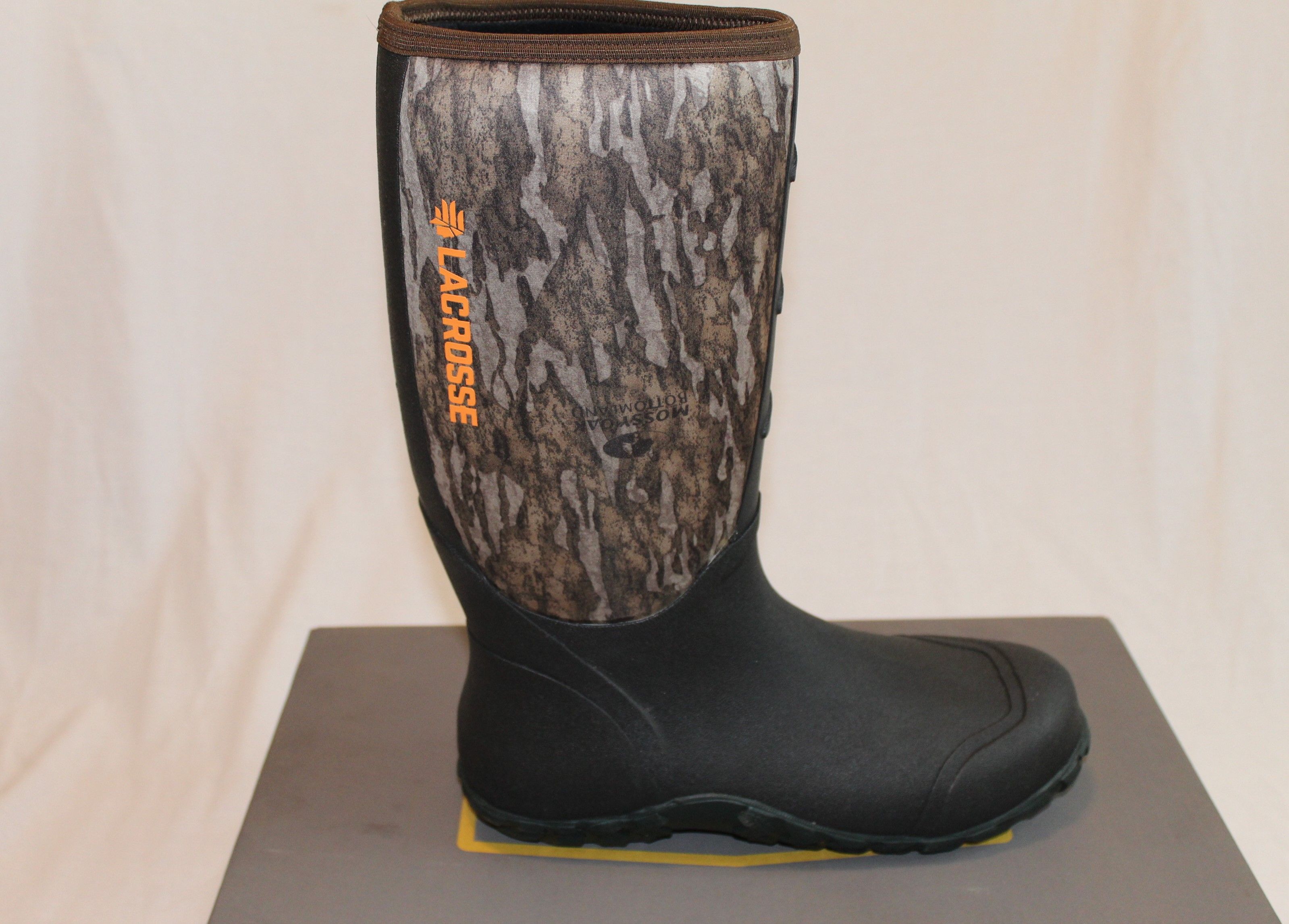 LaCrosse Alpha Lite Waterproof Hunting Boots for Men Mossy Oak Bottomland 12M for Sale in