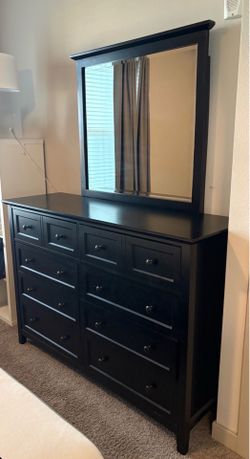 Urban Home Grace Black Dresser 🧦🩲🩳👚👖