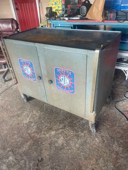 TOOL CABINET VINTAGE