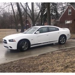 2013 Dodge Charger RT 