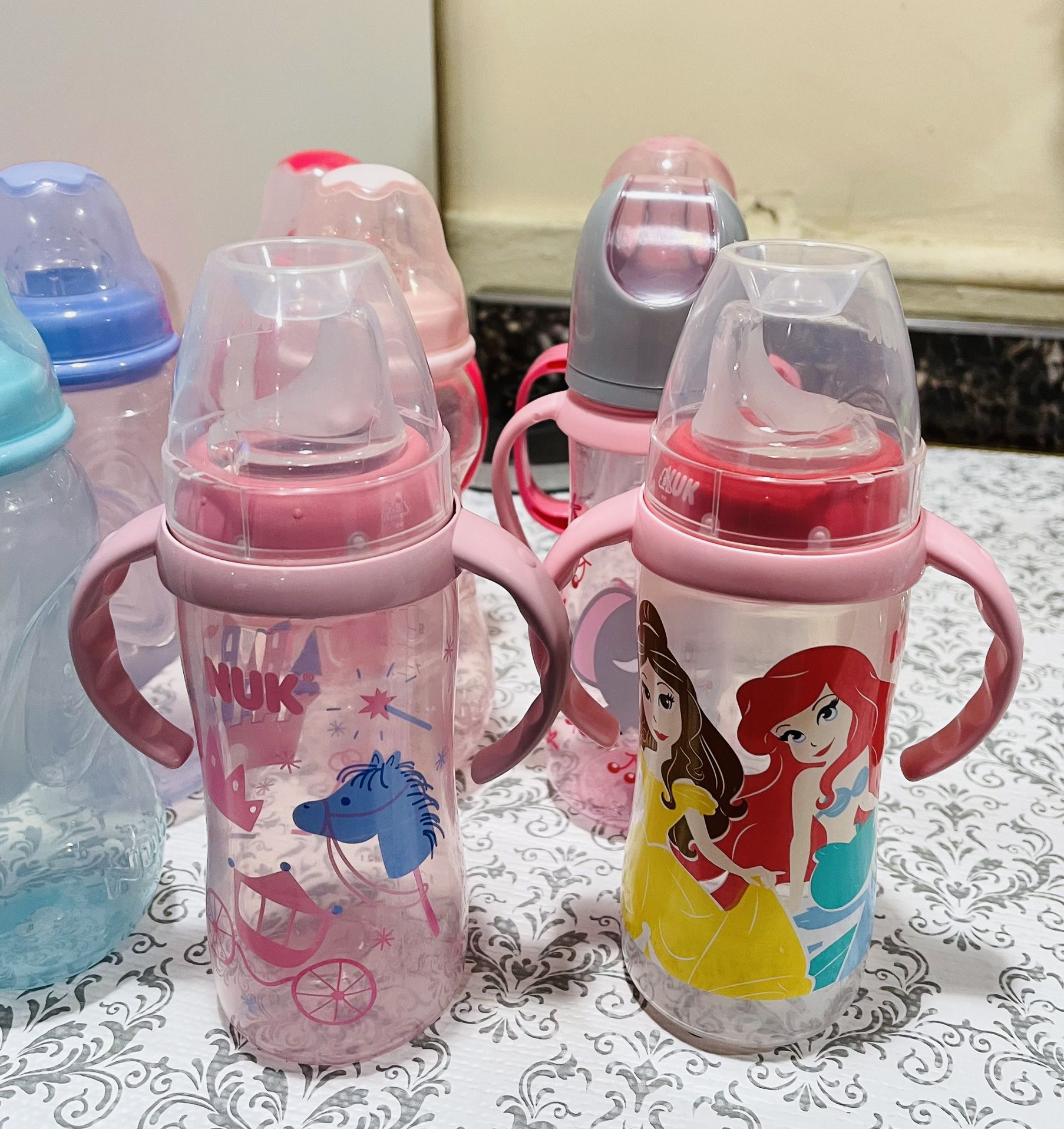 baby bottles for baby girl.