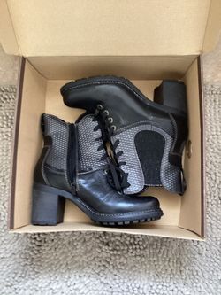 (New) Leather Hayley Leather Ankle Boots