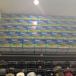 580 Ziploc Bags 