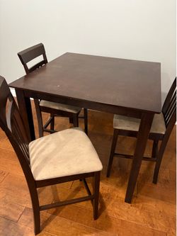 Dining table with 3 chairs