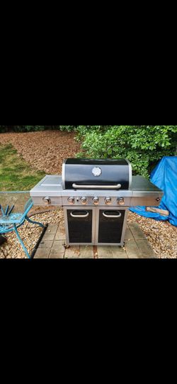 Members Mark gas grill